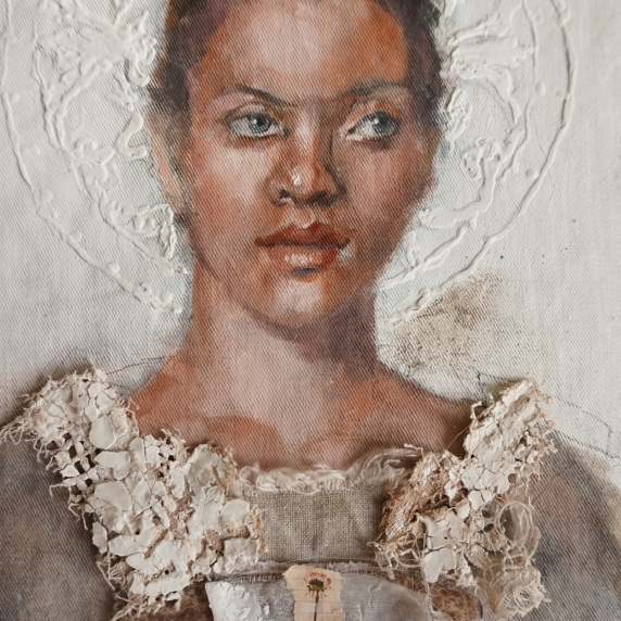 etruscan_woman_close_up_2.jpg
